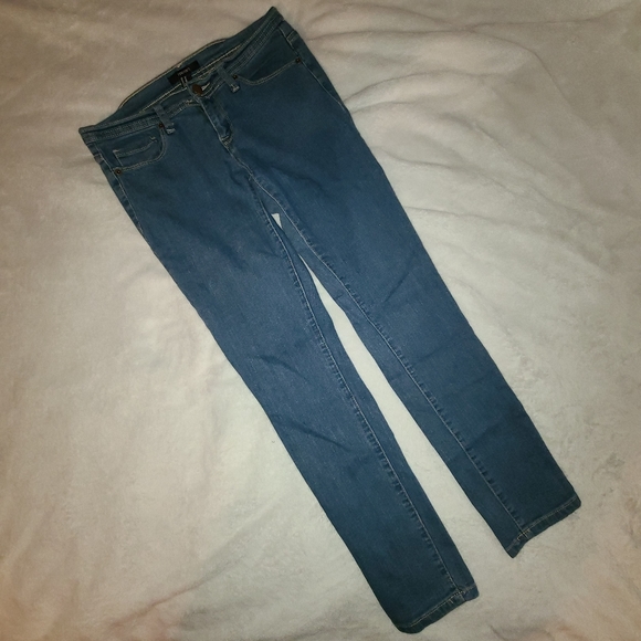 🌻 Donating Soon 🌻 Forever 21 | Skinny Jeggings | Size 27 - Picture 2 of 11